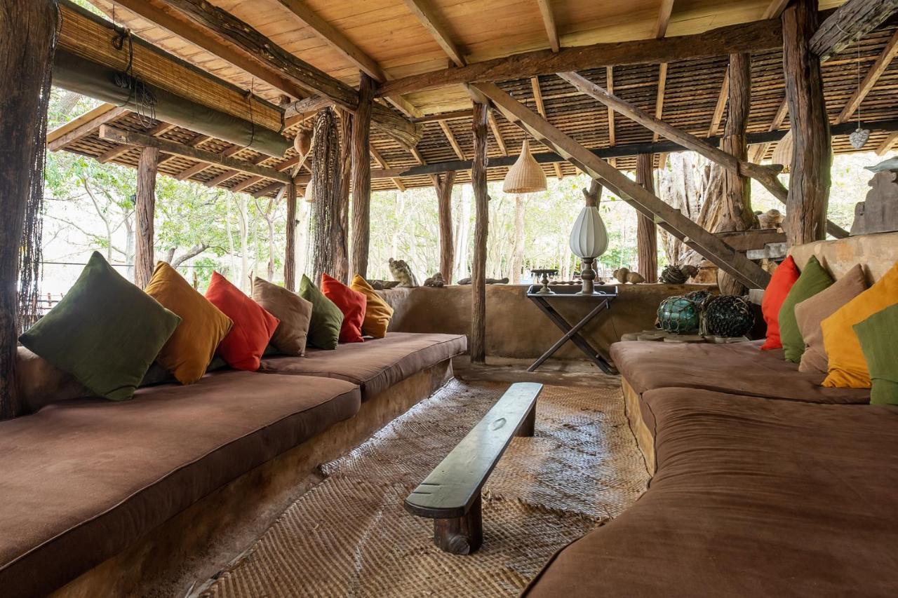 Banyan Camp Villa Hambegamuwa Kültér fotó