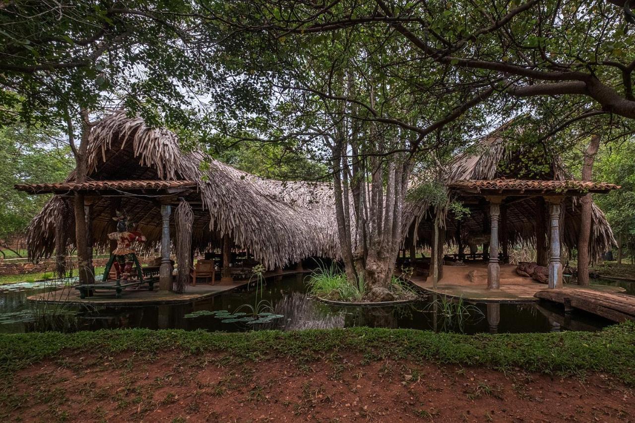 Banyan Camp Villa Hambegamuwa Kültér fotó
