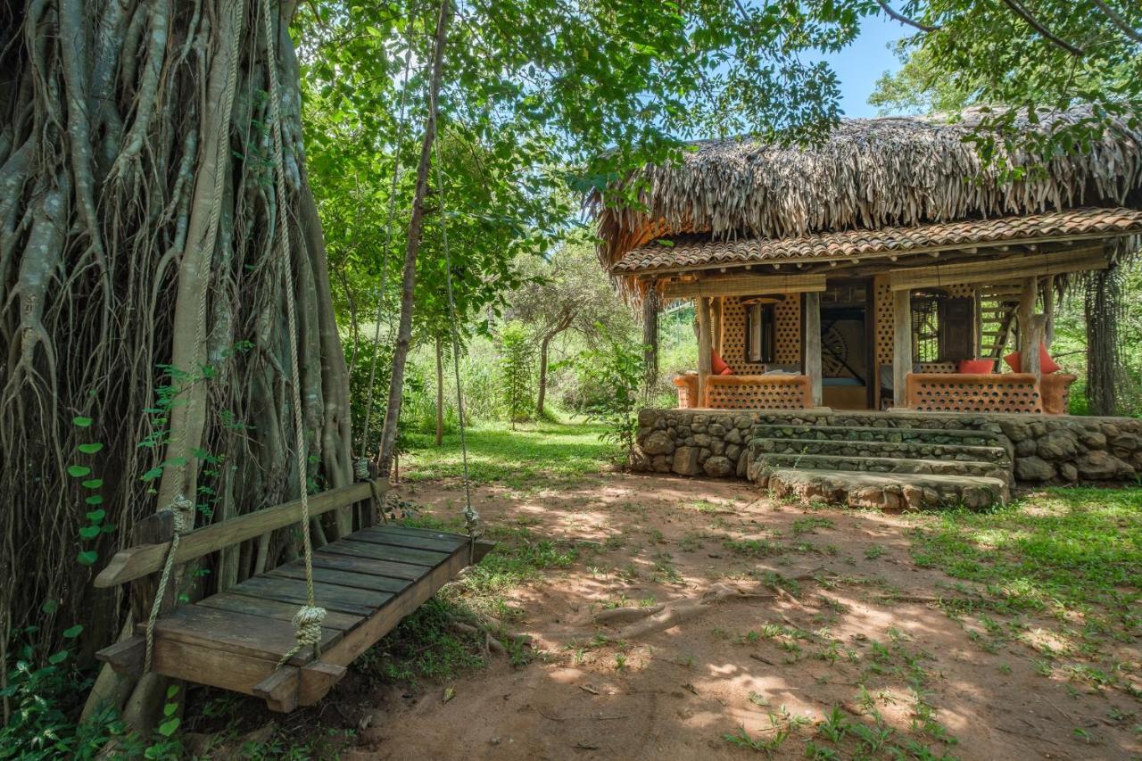 Banyan Camp Villa Hambegamuwa Kültér fotó